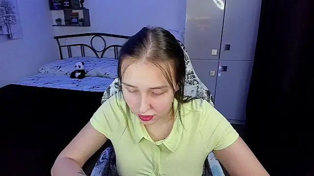 Snapshot of LinaTruly chatting on November 13, 10:02 pm LinaTruly online show from November 13, 10:02 pm