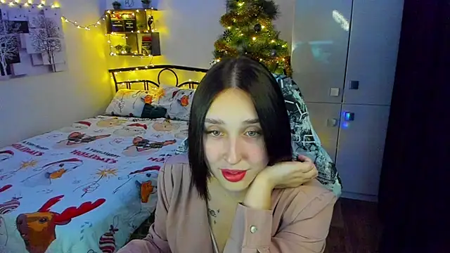 LinaTruly online show from December 18, 9:51 pm