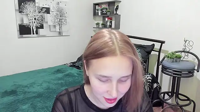 LinaTruly online show from January 17, 9:28 pm