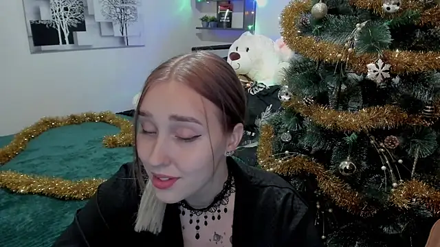 LinaTruly online show from December 21, 11:24 pm