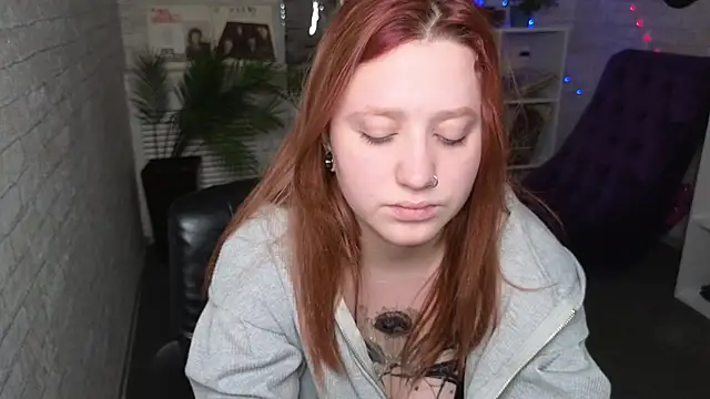 Ruby Rubarb online show from February 26, 5:21 pm