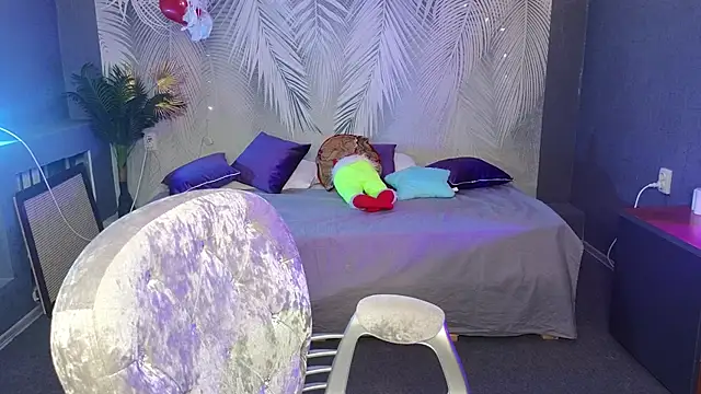 Ruby Rubarb online show from February 23, 5:18 pm