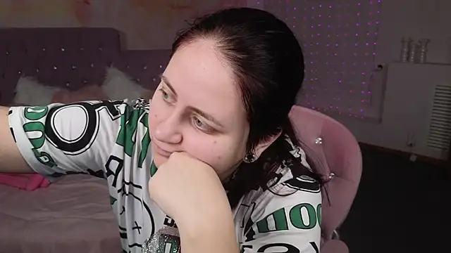 Ruby Rubarb online show from January 25, 2:58 pm