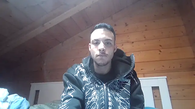 Snapshot of FTM98xxx chatting on February 16, 11:09 am FTM98xxx online show from February 16, 11:09 am