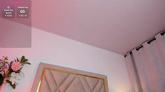 Snapshot of chloe_wilson7 chatting on November 14, 2:04 am chloe wilson7 online show from November 14, 2:04 am