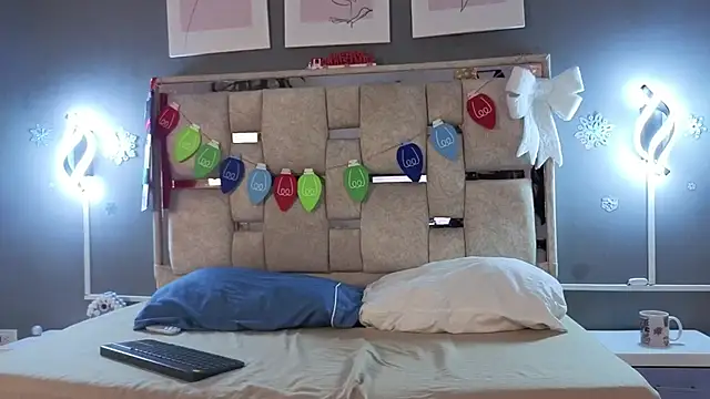 jolie lov online show from December 15, 1:17 pm