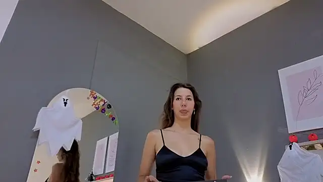 Snapshot of jolie_lov chatting on October 2, 1:03 pm jolie lov online show from October 2, 1:03 pm