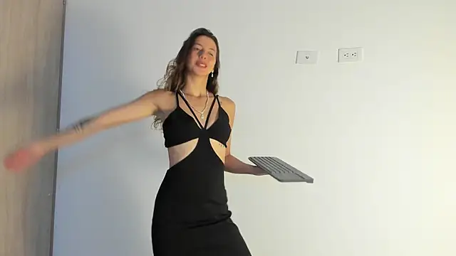 Snapshot of jolie_lov chatting on September 15, 1:22 pm jolie lov online show from September 15, 1:22 pm