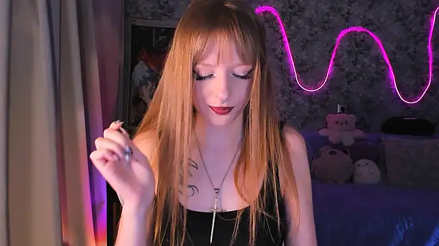 Snapshot of Inma_Lewdness chatting on February 1, 2:45 pm Inma Lewdness online show from February 1, 2:45 pm