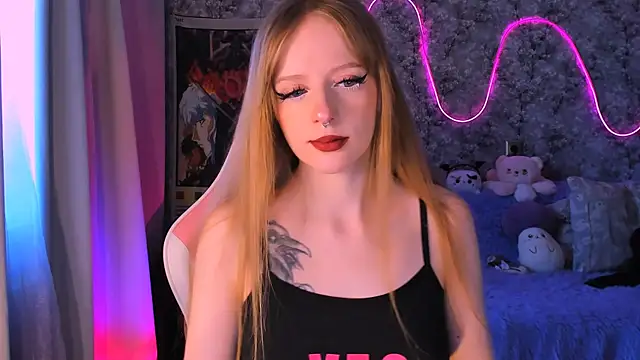 Snapshot of Inma_Lewdness chatting on March 19, 8:34 am Inma Lewdness online show from March 19, 8:34 am
