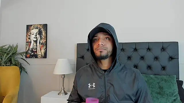 Robin Rief online show from October 15, 3:16 am