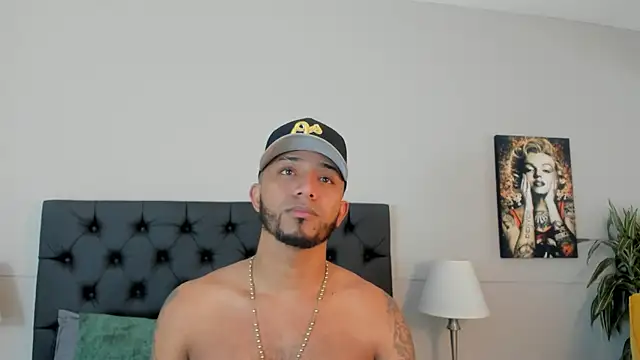 Robin Rief online show from October 19, 3:20 am