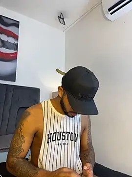 Robin Rief online show from February 20, 3:25 am