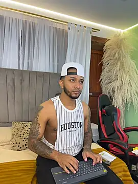 Robin Rief online show from February 9, 3:59 am