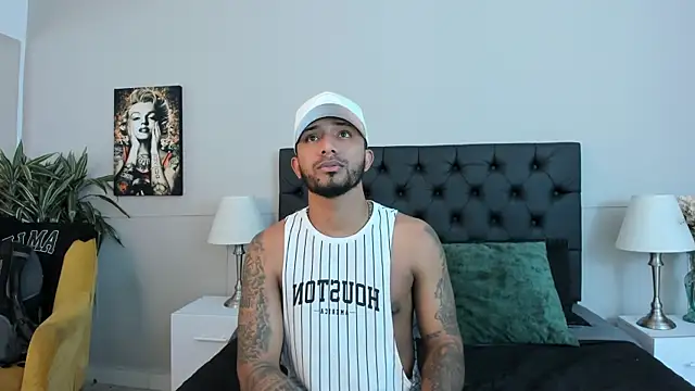 Robin Rief online show from October 16, 3:59 am