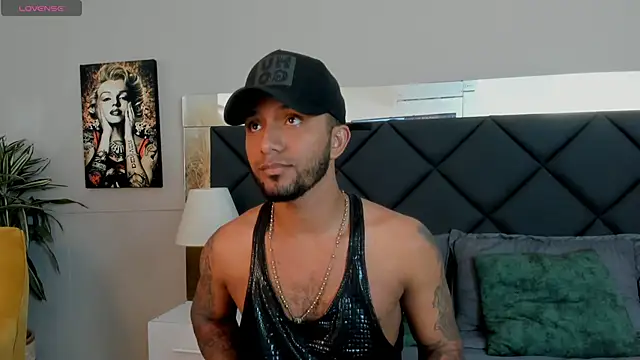 Robin Rief online show from November 12, 4:16 am