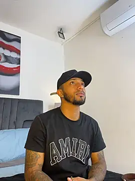 Robin Rief online show from February 17, 3:26 am