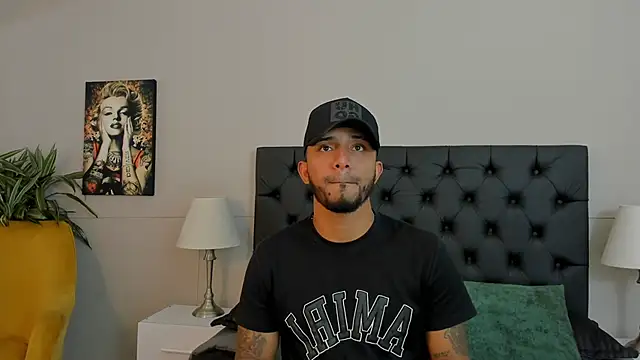 Robin Rief online show from October 13, 3:41 am