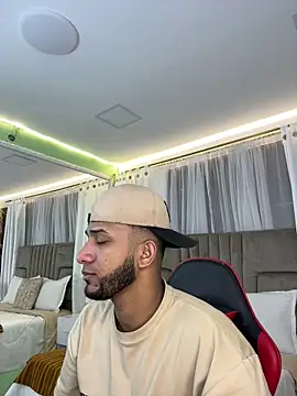 Robin Rief online show from December 21, 3:52 am