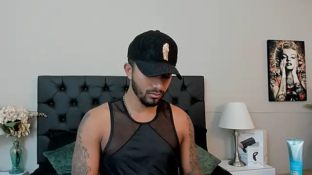 Robin Rief online show from September 22, 3:23 am