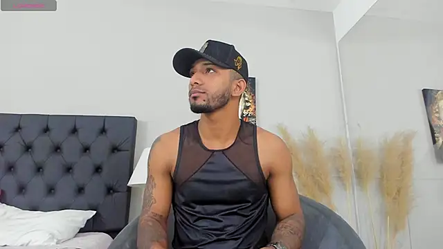 Robin Rief online show from March 13, 8:48 am