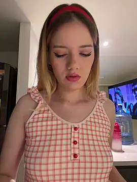 NicoleCut online show from November 2, 10:20 am