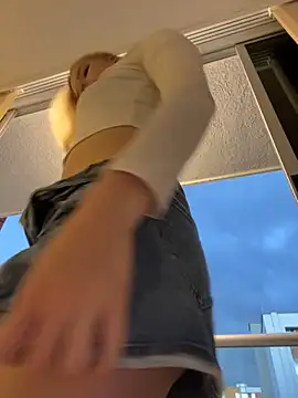 NicoleCut online show from December 1, 10:43 pm