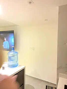 NicoleCut online show from December 2, 10:50 am