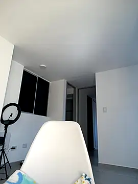 NicoleCut online show from December 21, 1:57 pm