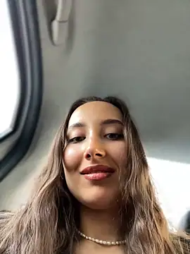 VelvetVixenI online show from April 15, 3:49 pm