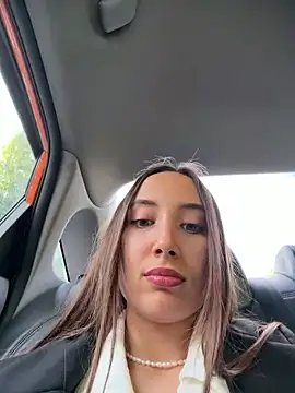 VelvetVixenI online show from May 28, 3:51 pm