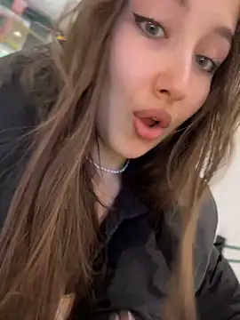 VelvetVixenI online show from March 4, 4:37 pm