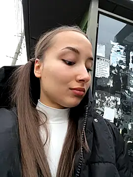 VelvetVixenI online show from November 9, 2:10 pm