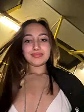 VelvetVixenI online show from December 4, 5:01 pm