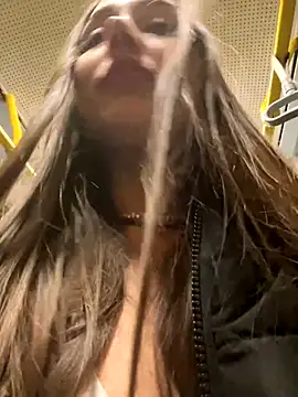 VelvetVixenI online show from November 17, 4:55 pm