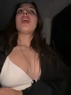 VelvetVixenI online show from December 2, 7:15 pm