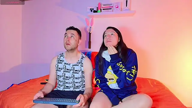 JeremmyAndStacy online show from November 21, 2:32 am