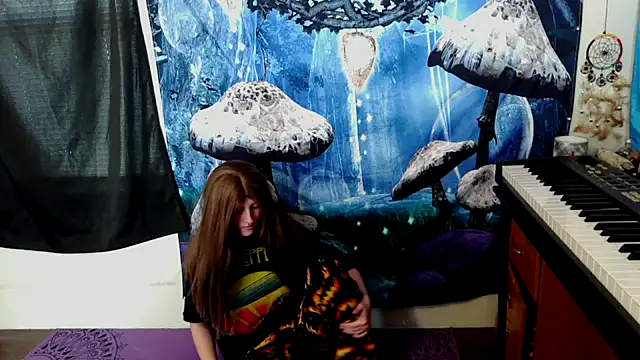  hellostormy  online show from January 11, 6:26 pm