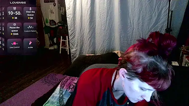 Snapshot of _hellostormy_ chatting on February 24, 8:49 am hellostormy online show from February 24, 8:49 am
