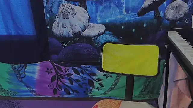  hellostormy  online show from March 22, 3:13 pm