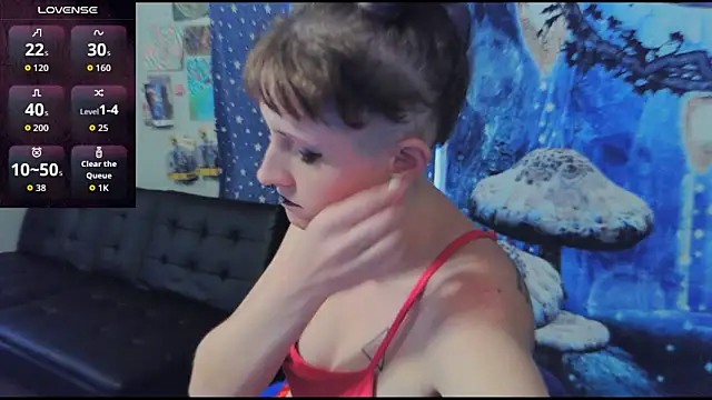 Snapshot of _hellostormy_ chatting on September 13, 12:38 pm hellostormy online show from September 13, 12:38 pm