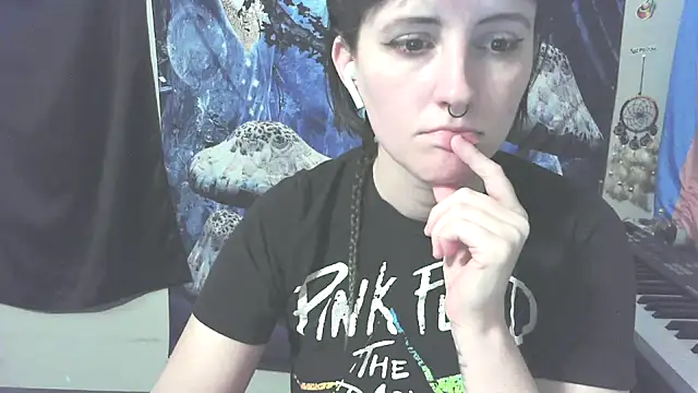  hellostormy  online show from February 9, 12:14 pm