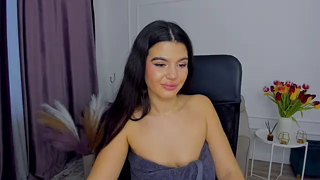 AlluringAriel online show from March 11, 4:41 am