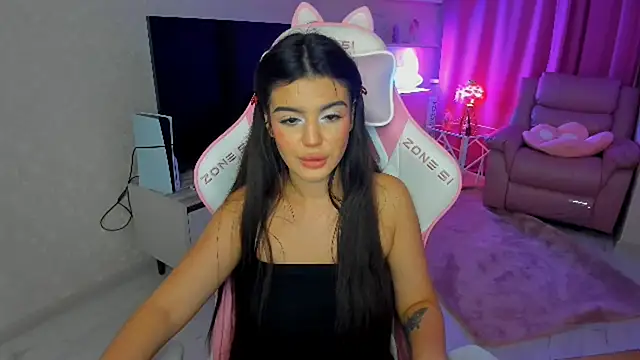 AlluringAriel online show from September 28, 7:43 pm