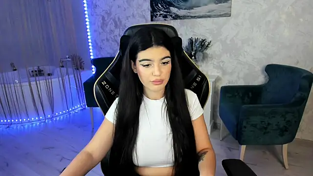 AlluringAriel online show from September 25, 2:12 pm