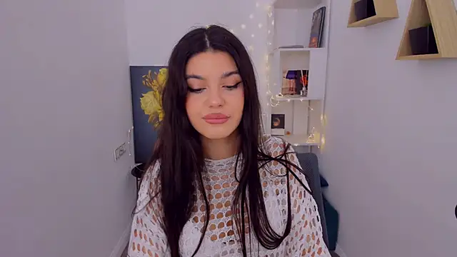 AlluringAriel online show from March 15, 6:36 am