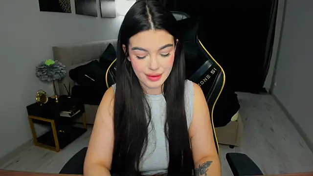 AlluringAriel online show from March 26, 4:11 am