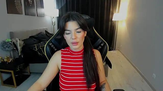 AlluringAriel online show from September 17, 7:16 pm