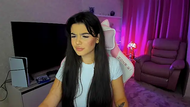 AlluringAriel online show from September 11, 3:17 am