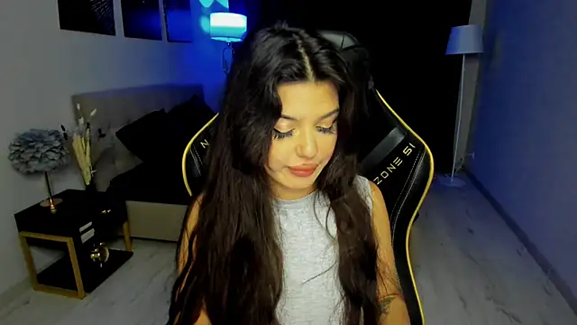 AlluringAriel online show from December 4, 11:42 am